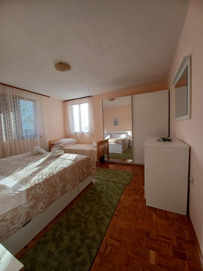 Apartments Simona Crikvenica Luaran gambar