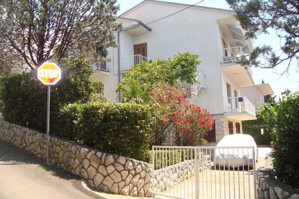 Apartments Simona Crikvenica Luaran gambar